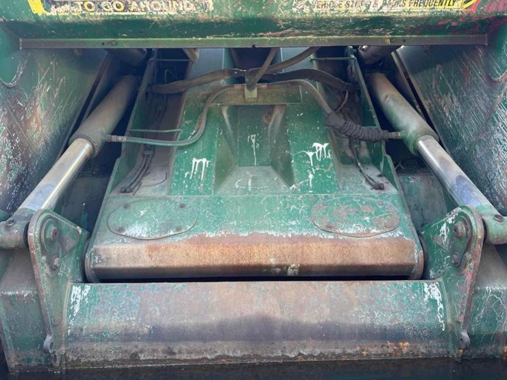 2013-mack-leu633-image-19