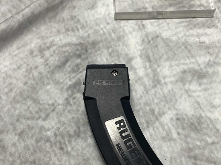 #8071-•-ruger-10-22,-22-lr-semi-auto-rifle,-sn:-823-30954,-(neenah,-wi)-image-27