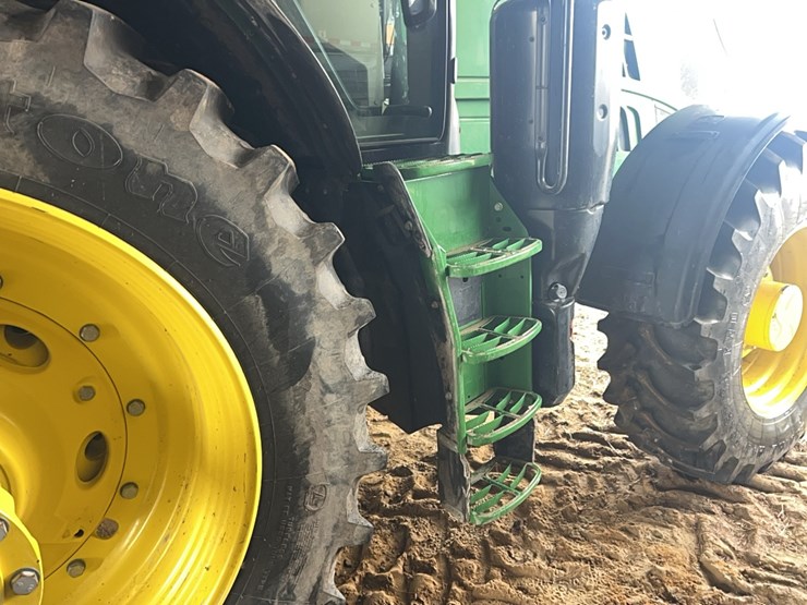 john-deere-6215-image-11