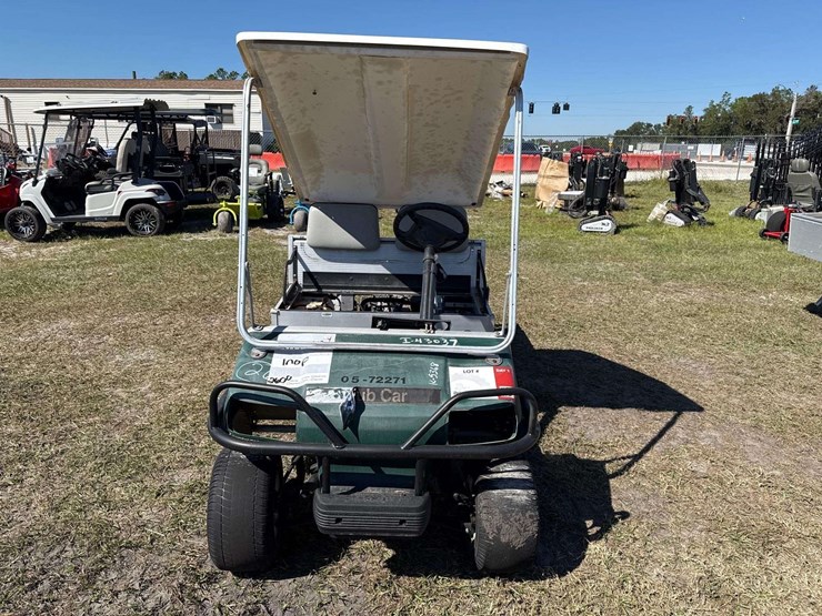 2002-club-car-carryall-2-xrt-gas-utility-cart-image-13