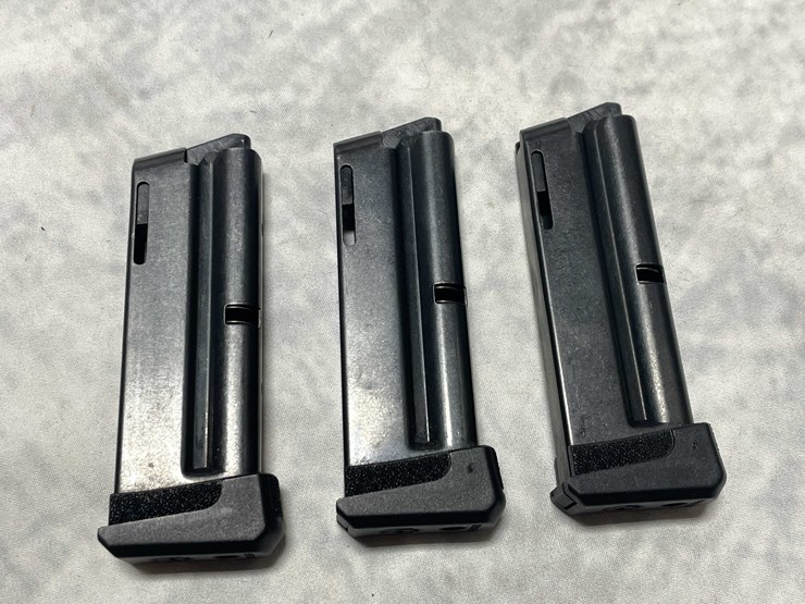 #5186-•-ruger-lcp-ll,-22-lr-semi-auto-pistol,-sn:-381042143,-(neenah,-wi)-image-20