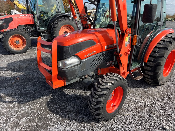 kubota-l4240-image-2