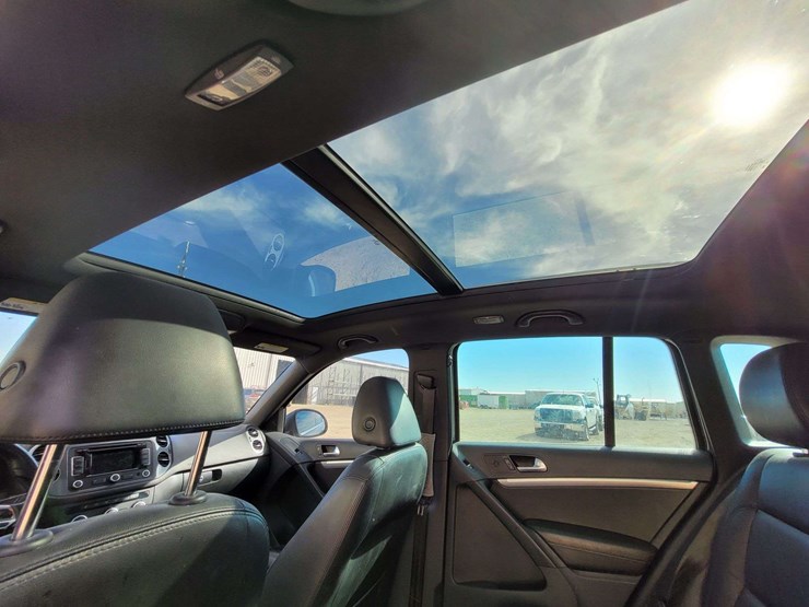 2015-volkswagen-tiguan-image-7