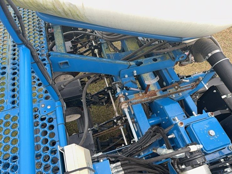 kinze-3660-image-104