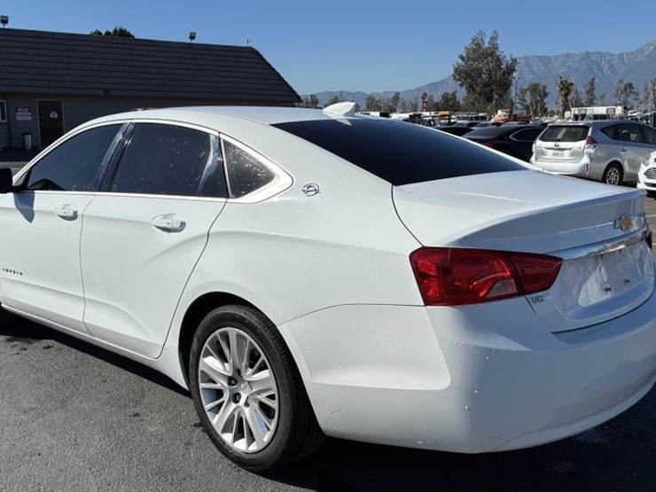 2018-chevrolet-impala-sedan-image-4