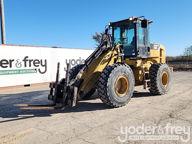 2009-caterpillar-930h-image-1