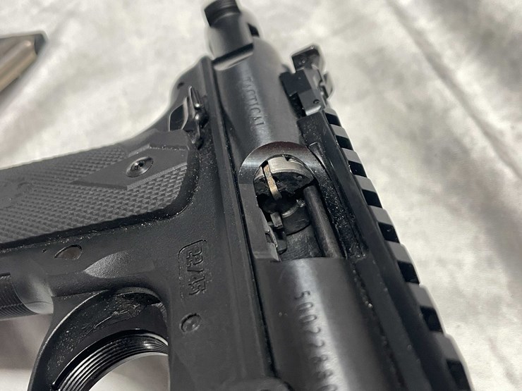 #5187-•-ruger-mark-4-22/45,-22-lr-semi-auto-pistol,-sn:-500228805,-(neenah,-wi)-image-31