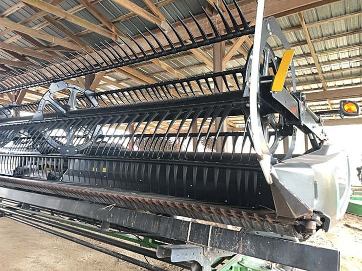 macdon-draper-head,-flex-135-image-16