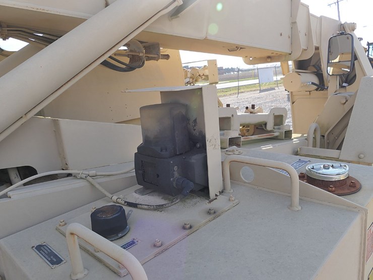 1990-sky-trak-6000m-image-20