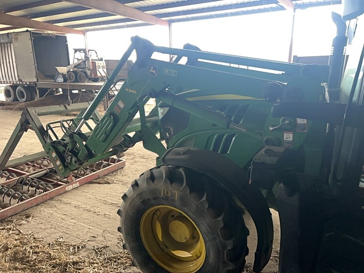 john-deere-340-image-11