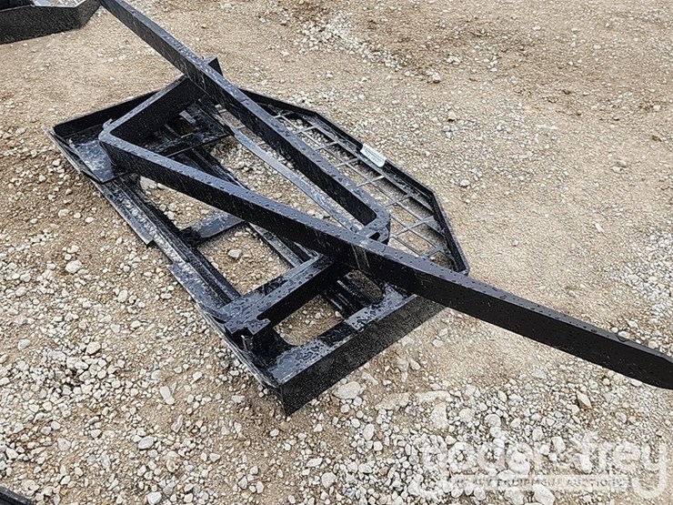 2025-36"-forks-to-suit-skidsteer-image-4