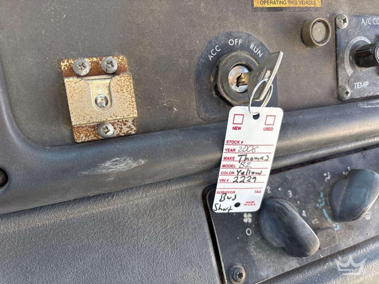 2008-freightliner-b2-image-29