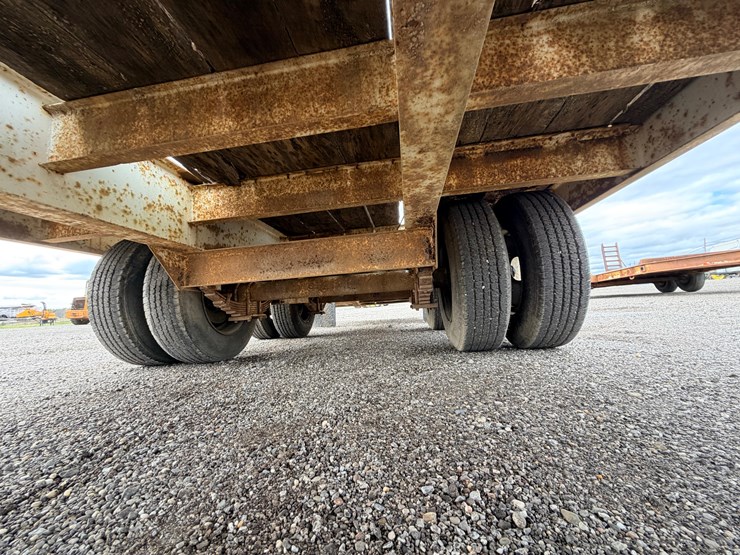 #2201-•-1989-international-equipment-trailer-image-24