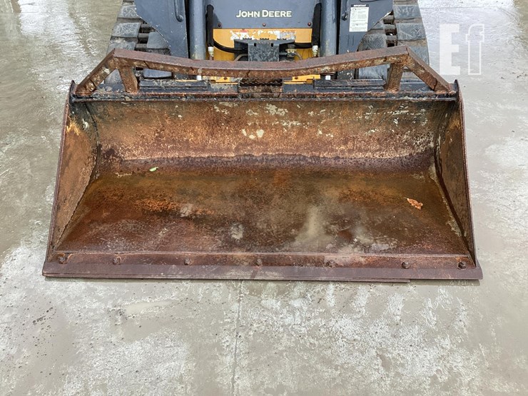 2020-deere-317g-image-9