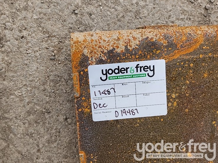 unused-2025-mounting-plate-to-suit-mini-skidsteer-image-6