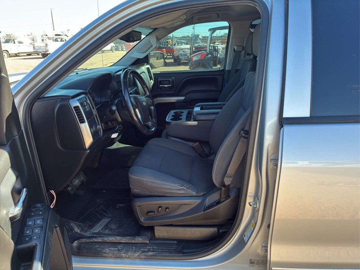 2019-chevrolet-silverado-1500-lt-image-9