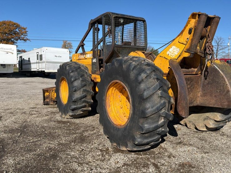 1985-john-deere-640c-image-3