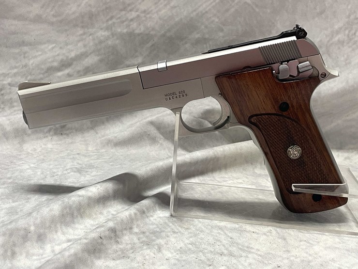 #5190-•-smith-&-wesson-model-622,-22-cal-semi-auto-pistol,-sn:-uac-4299,-(neenah,-wi)-image-3