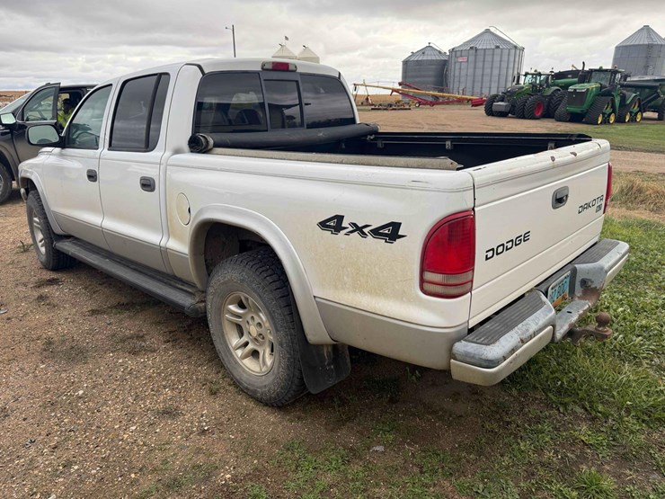 2004-dodge-dakota-image-5