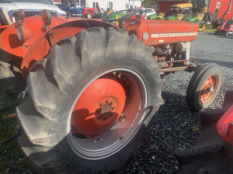 massey-ferguson-135-image-6