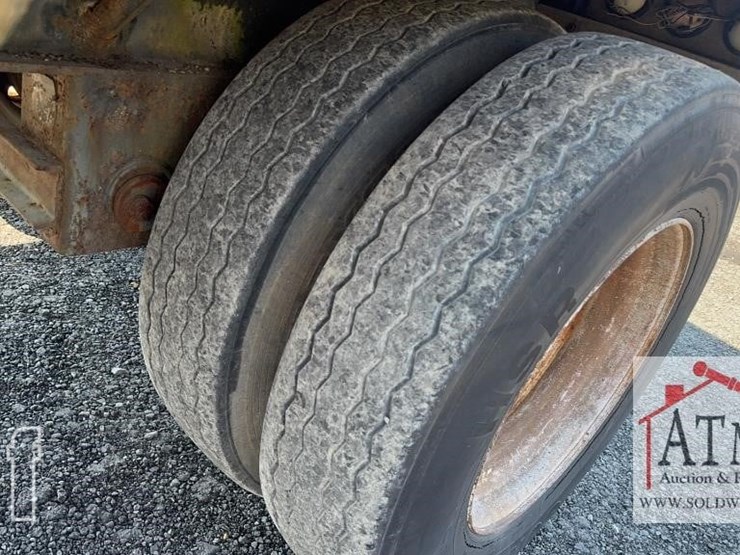 1999-utility-48'-flatbed-image-12