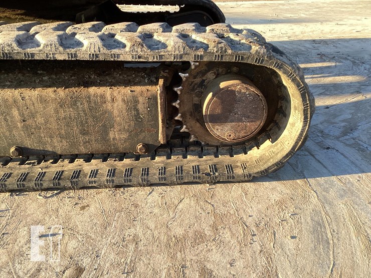 2016-caterpillar-304e2-cr-image-13