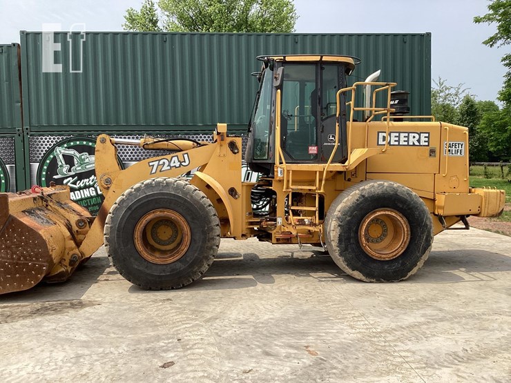 deere-724j-image-1