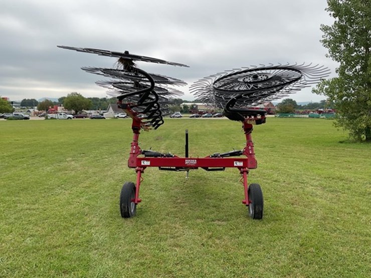 #26-•-2023-h-&-s-ar3212-hay-rake-image-6