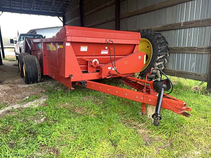 new-holland-195-image-1