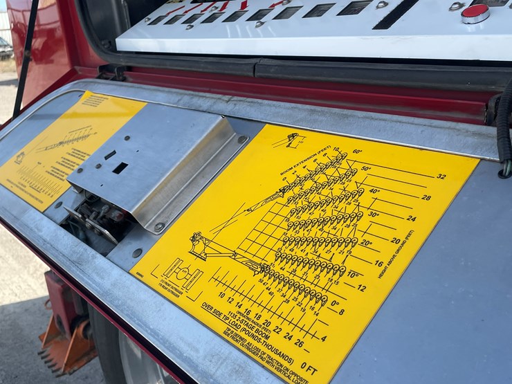 #3824-•-2019-peterbilt-heavy-rotator-(has-mn-title-in-delay,-may-take-6-8-weeks)-image-70