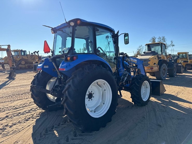 new-holland-t4.75-image-4