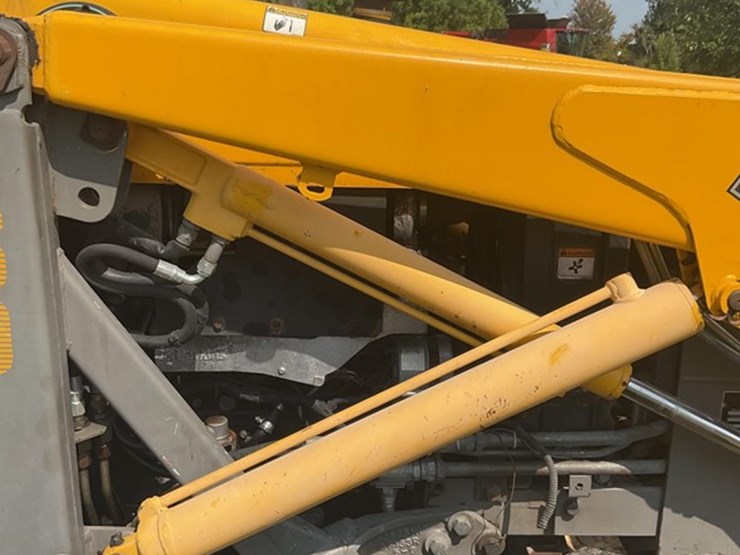 1997-massey-ferguson-660-image-14