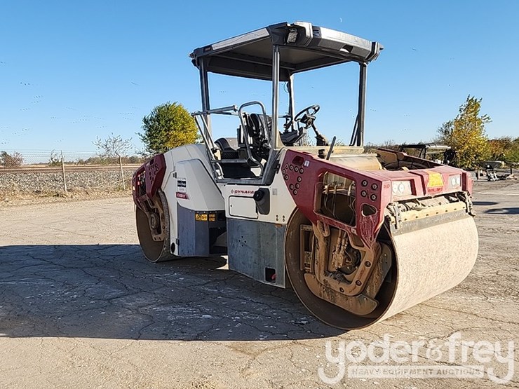 2018-dynapac-cc4200-image-7