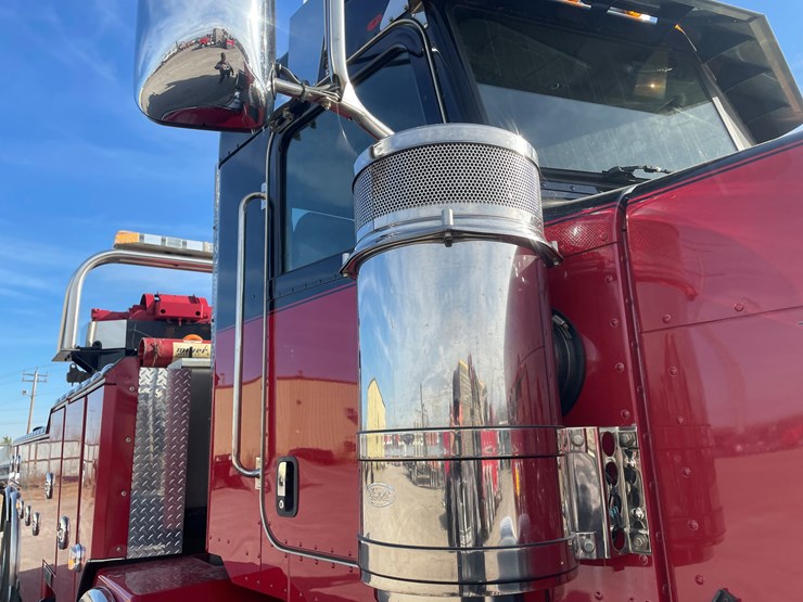 #3824-•-2019-peterbilt-heavy-rotator-(has-mn-title-in-delay,-may-take-6-8-weeks)-image-14