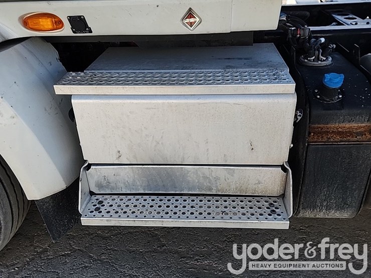 2021-international-rh613-image-27