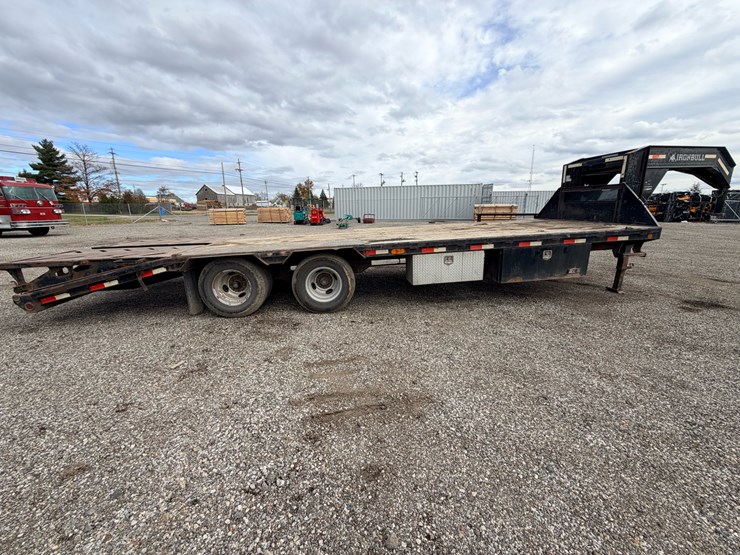 #2152-•-iron-bull-gooseneck-flatbed-trailer-image-11