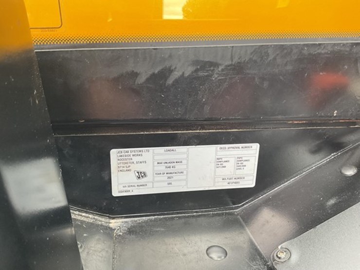 2022-jcb-525-60-image-17