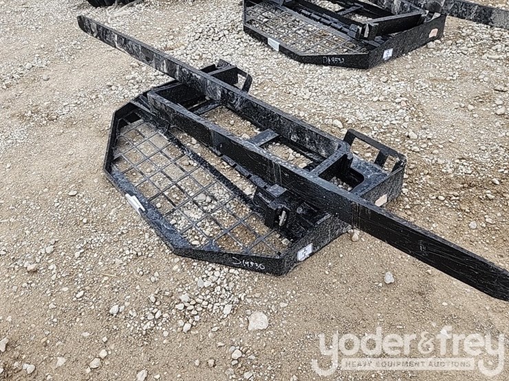 2025-36"-forks-to-suit-skidsteer-image-2