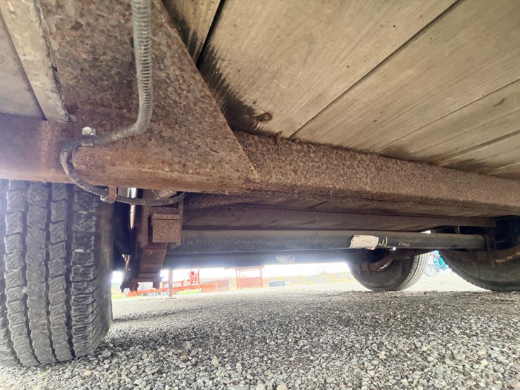 #2153-•-s&s-gooseneck-horse-trailer-image-41