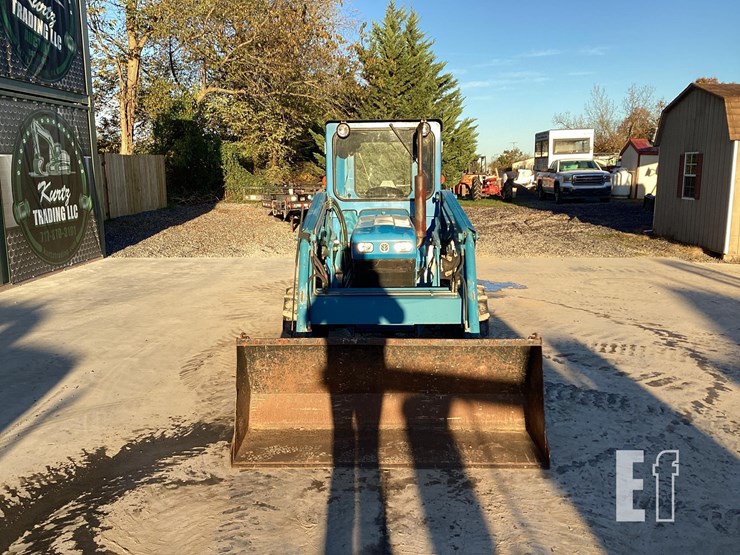 2000-new-holland-2120-image-7