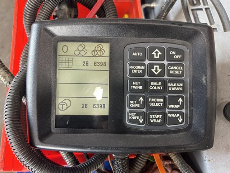 2022-case-ih-rb565-image-20