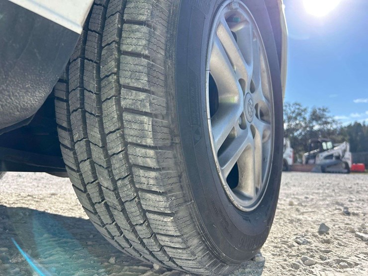 2003-toyota-rav4-image-27