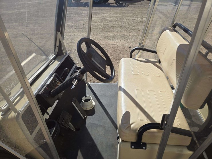 2008-club-car-golf-cart-image-12