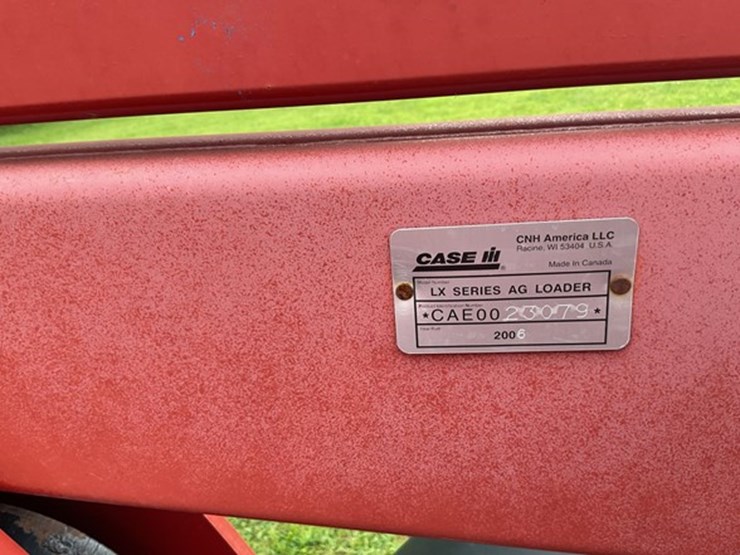 2006-case-ih-mxu135-image-32