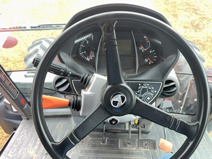 kubota-m7-172-premium-image-77