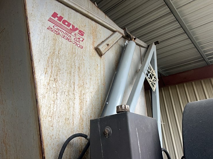 hays-4-bin-fertilizer-hopper-image-15