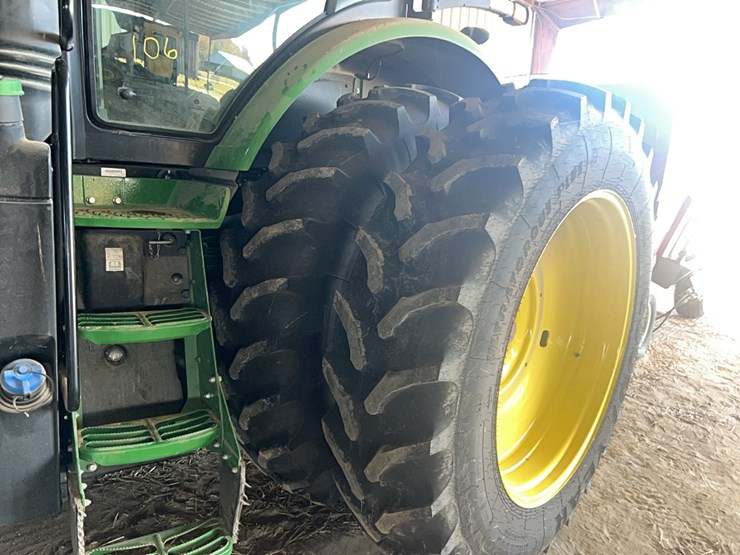 john-deere-7210-image-26