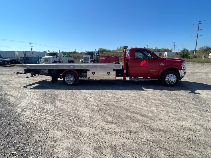 #3806-•-2021-dodge-ram-rollback-truck-(has-mn-title-in-delay,-may-take-6-8-weeks)-image-6