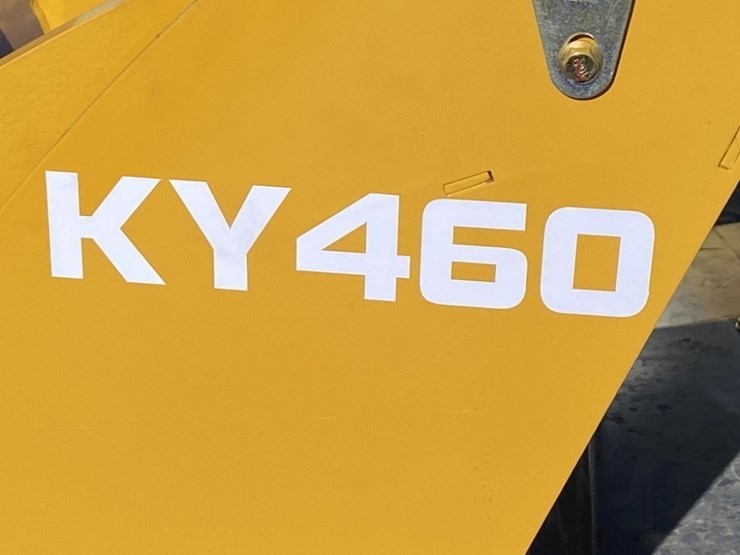 2025-kylin-ky460-compact-track-loader-image-9
