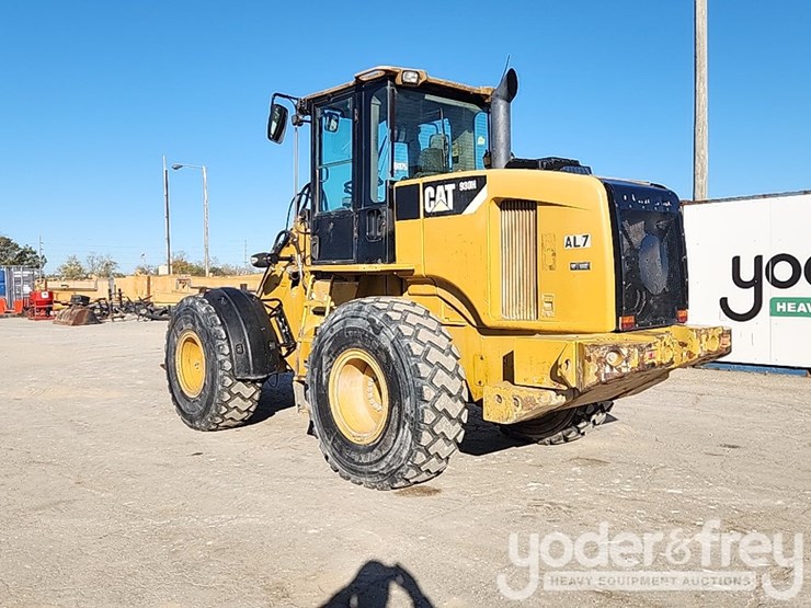 2009-caterpillar-930h-image-4